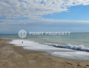 Меблированная вилла с тремя спальнями, 180м², в 50м от частного пляжа, в районе Алании Паяллар.-id-2659-фото-4