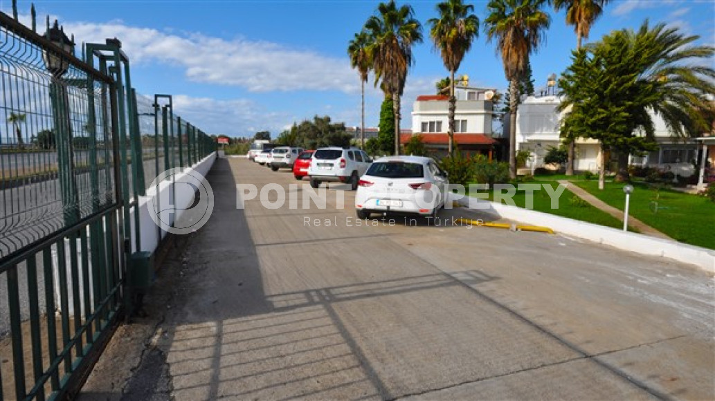 Меблированная вилла с тремя спальнями, 180м², в 50м от частного пляжа, в районе Алании Паяллар.-id-2659-фото-10