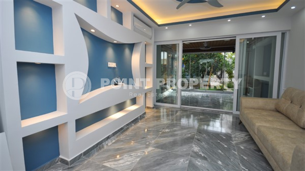 Меблированная вилла с тремя спальнями, 180м², в 50м от частного пляжа, в районе Алании Паяллар.-id-2659-фото-20