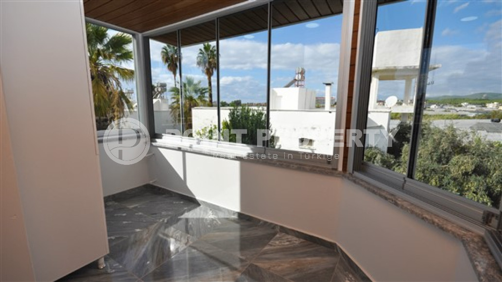 Меблированная вилла с тремя спальнями, 180м², в 50м от частного пляжа, в районе Алании Паяллар.-id-2659-фото-42