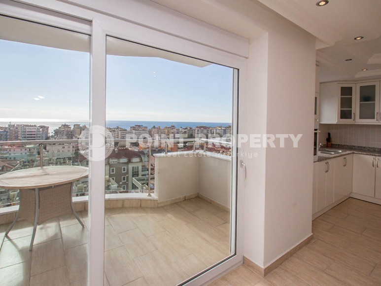 Spacious furnished 2+1 apartment with an area of 95 m2 in a residential complex in the very center of Alanya just 200 meters from the sea-id-1233-photo-4