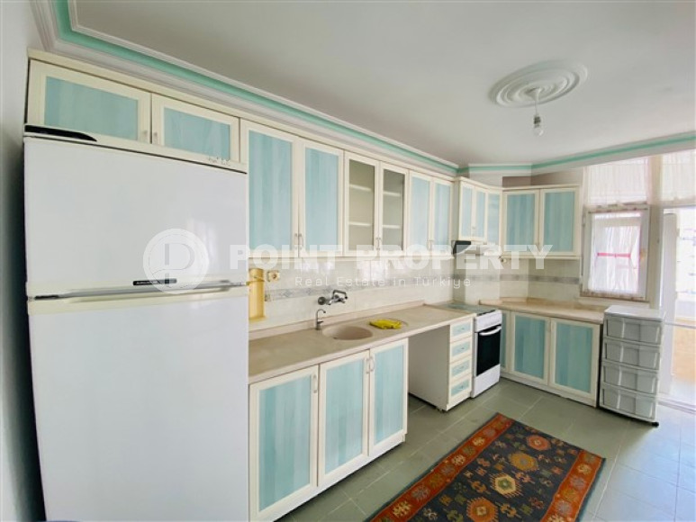 Two bedroom apartment, 115m², in a residence with a swimming pool in Mahmutlar, Alanya, 100m from the sea-id-2663-photo-10