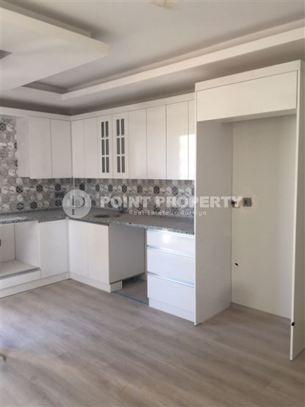 Apartment 1+1, 60 m², fully finished in a new complex with a swimming pool in the Verkhnyaya Oba area.-id-2664-photo-2