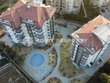 Spacious three-room penthouse on the 6th floor, unfurnished in the Alanya area, Avsallar, with an area of 120 m2-id-2666-photo-1