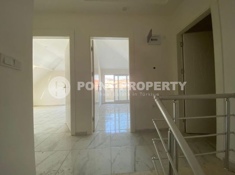 Spacious three-room penthouse on the 6th floor, unfurnished in the Alanya area, Avsallar, with an area of 120 m2-id-2666-photo-9