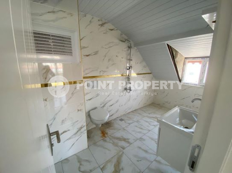 Spacious three-room penthouse on the 6th floor, unfurnished in the Alanya area, Avsallar, with an area of 120 m2-id-2666-photo-11