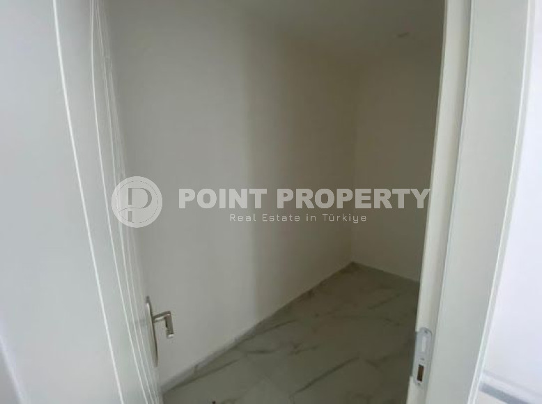 Spacious three-room penthouse on the 6th floor, unfurnished in the Alanya area, Avsallar, with an area of 120 m2-id-2666-photo-12