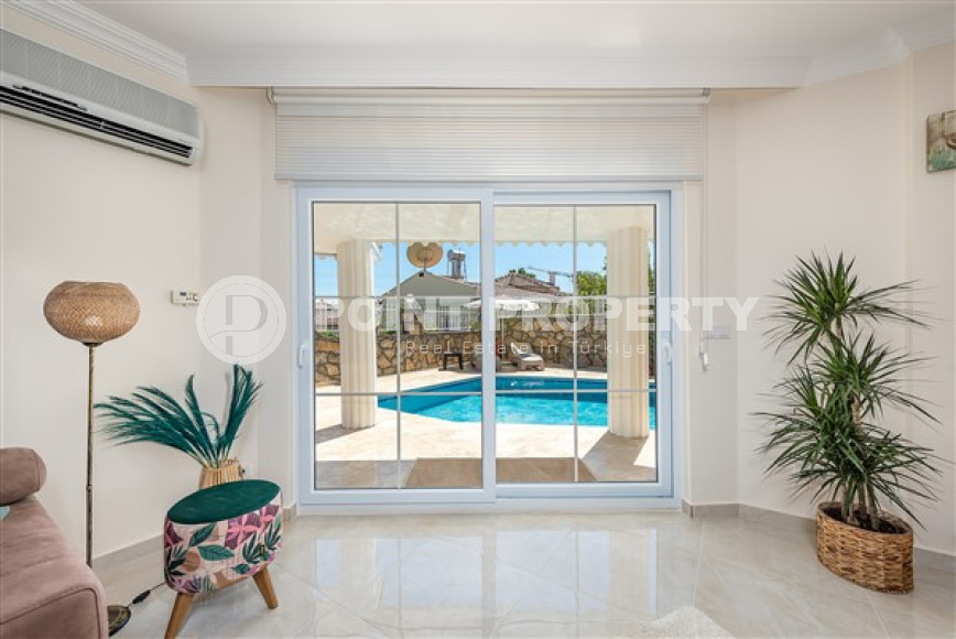 Magnificent villa, 250 m2, eligible for citizenship, located in Avsallar area, Alanya-id-2668-photo-10