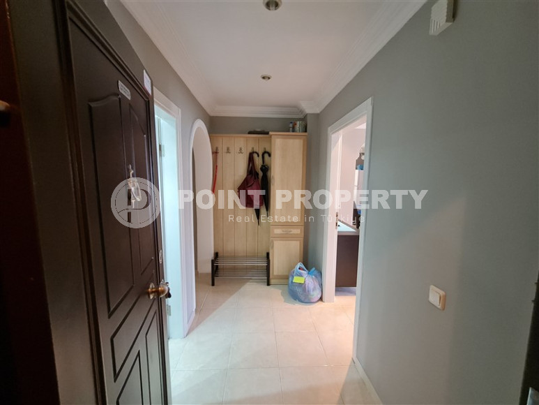 Comfortable three-room apartment from the owner with a layout of 2+1, 95 m2, in a modern complex with a swimming pool, with a full set of furniture, the center of Alanya.-id-1234-photo-5