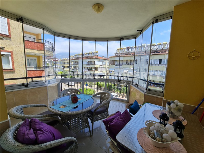 Comfortable three-room apartment from the owner with a layout of 2+1, 95 m2, in a modern complex with a swimming pool, with a full set of furniture, the center of Alanya.-id-1234-photo-8