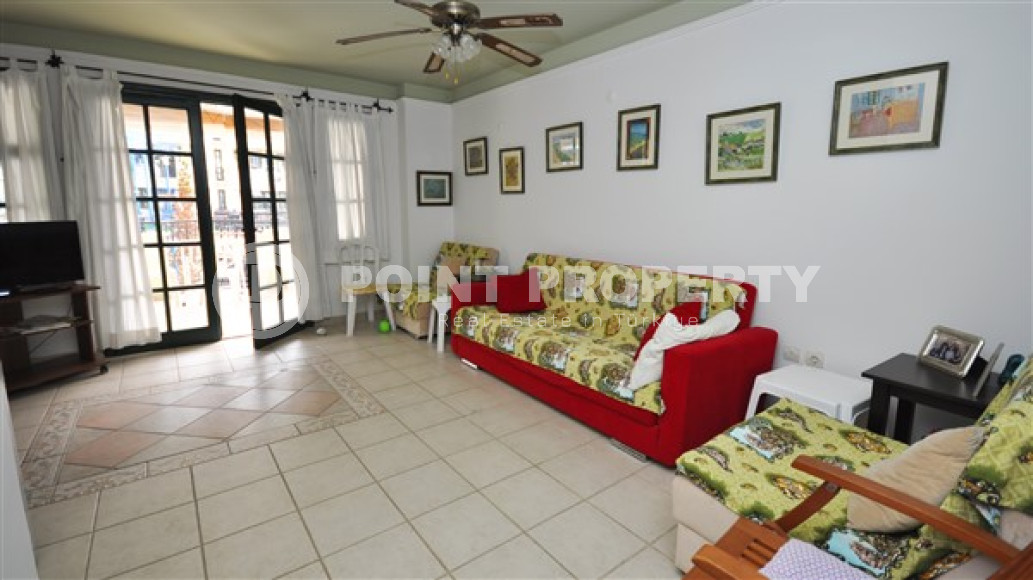 Comfortable apartment, in a low-rise complex with a private beach, 50 meters from the sea, with an area of 110 m2, in the Mahmutlar area, Alanya-id-2671-photo-3