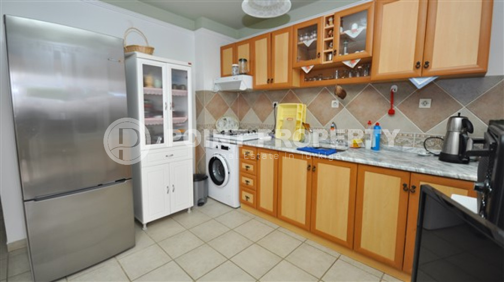 Comfortable apartment, in a low-rise complex with a private beach, 50 meters from the sea, with an area of 110 m2, in the Mahmutlar area, Alanya-id-2671-photo-5