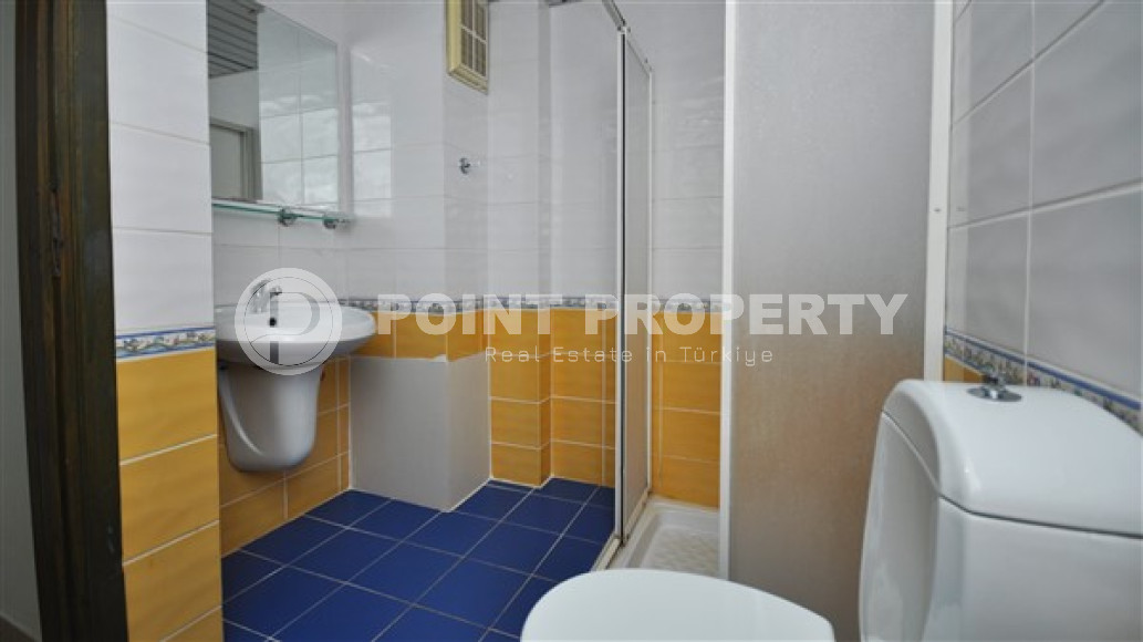 Comfortable apartment, in a low-rise complex with a private beach, 50 meters from the sea, with an area of 110 m2, in the Mahmutlar area, Alanya-id-2671-photo-10