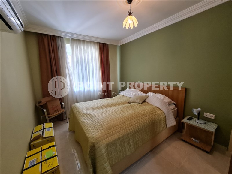 Comfortable three-room apartment from the owner with a layout of 2+1, 95 m2, in a modern complex with a swimming pool, with a full set of furniture, the center of Alanya.-id-1234-photo-10