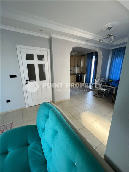 Spacious 2+1 apartment, 300 meters from the sea, furnished in Mahmutlar area, Alanya, 110 m2-id-2672-photo-3