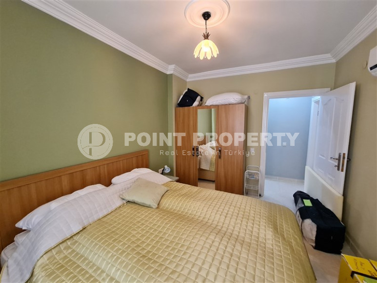 Comfortable three-room apartment from the owner with a layout of 2+1, 95 m2, in a modern complex with a swimming pool, with a full set of furniture, the center of Alanya.-id-1234-photo-11