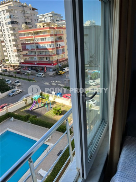 Spacious 2+1 apartment, 300 meters from the sea, furnished in Mahmutlar area, Alanya, 110 m2-id-2672-photo-13