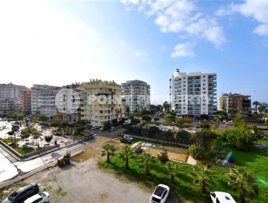 Stylish and compact 1+1 apartment with glazed balcony, 70 m2 in Mahmutlar, Alanya-id-2673-photo-1