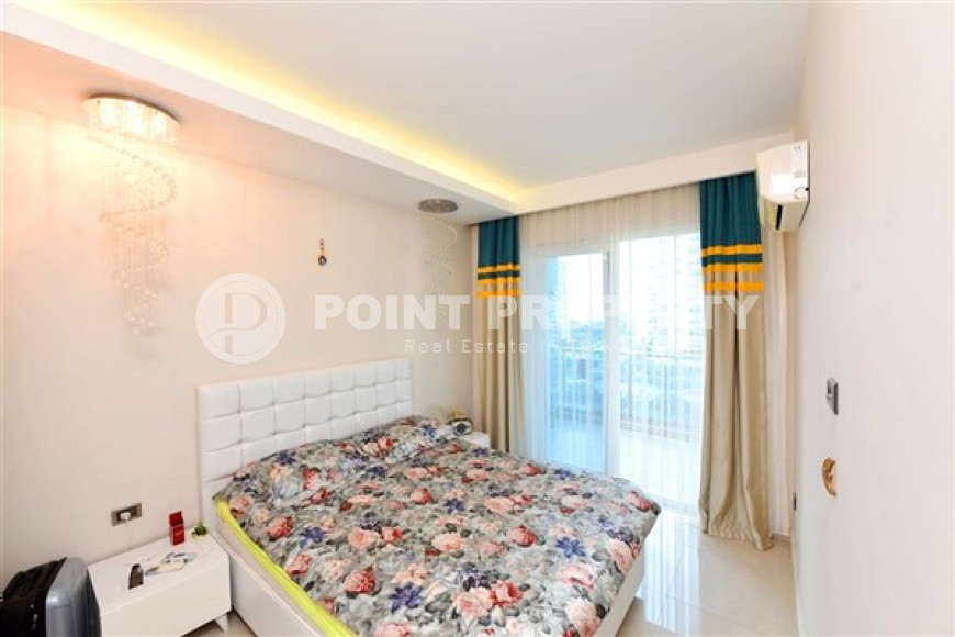 Stylish and compact 1+1 apartment with glazed balcony, 70 m2 in Mahmutlar, Alanya-id-2673-photo-7