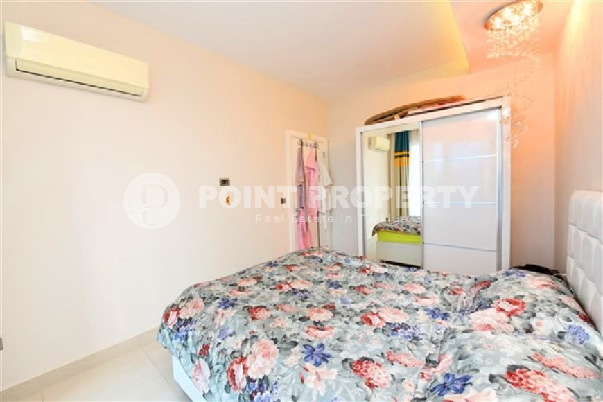 Stylish and compact 1+1 apartment with glazed balcony, 70 m2 in Mahmutlar, Alanya-id-2673-photo-9