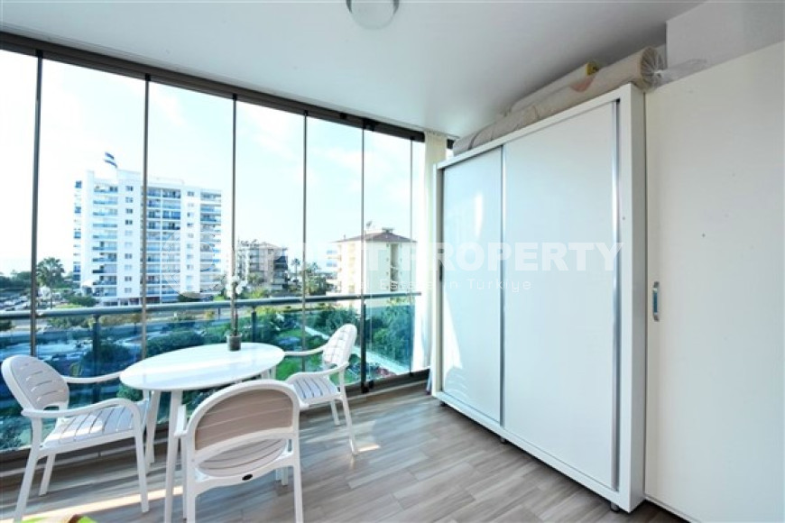Stylish and compact 1+1 apartment with glazed balcony, 70 m2 in Mahmutlar, Alanya-id-2673-photo-10