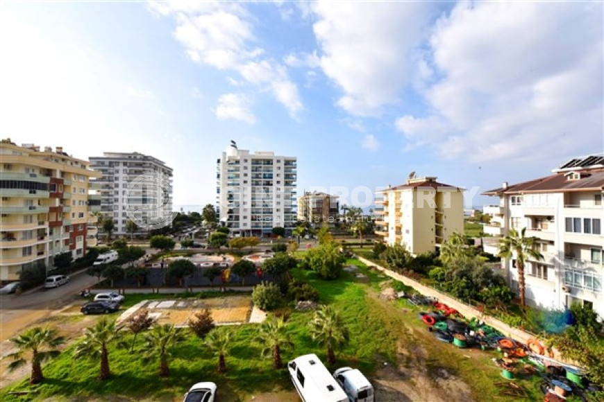 Stylish and compact 1+1 apartment with glazed balcony, 70 m2 in Mahmutlar, Alanya-id-2673-photo-14