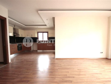 Просторные апартаменты, без мебели, 124 м2 в комплексе 2016 года, в районе Мезитли, Мерсин.-id-2675-фото-4