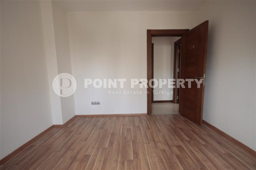 Spacious apartment, unfurnished, 124 m2 in a complex built in 2016, in the Mezitli area, Mersin.-id-2675-photo-15