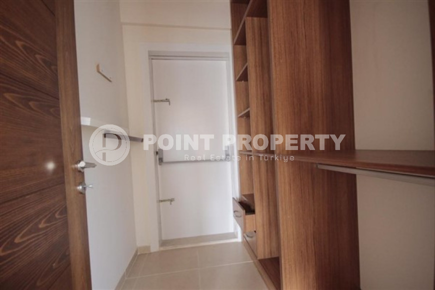 Spacious apartment, unfurnished, 124 m2 in a complex built in 2016, in the Mezitli area, Mersin.-id-2675-photo-16