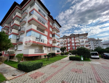 Elegant two bedroom apartment, 120m², 600m from the sea in Lower Oba, Alanya-id-2677-photo-2