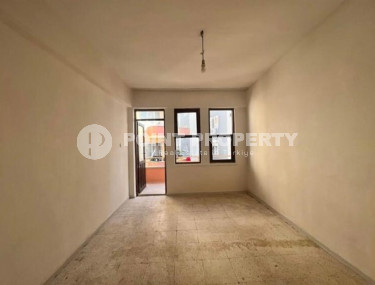 Трёхкомнатная квартира в центре Аланьи, 120 м2, без мебели, в комплексе с садом в 300 метрах от моря-id-2679-фото-4