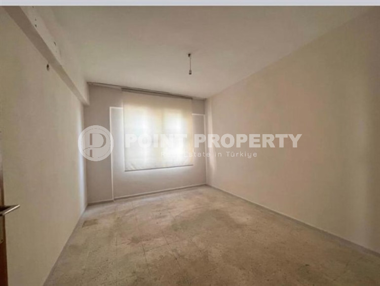 Трёхкомнатная квартира в центре Аланьи, 120 м2, без мебели, в комплексе с садом в 300 метрах от моря-id-2679-фото-6