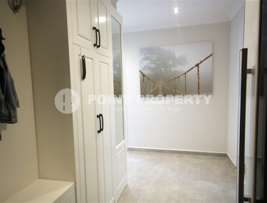 Spacious four bedroom duplex, 220m², overlooking Alanya Castle in Alanya - Oba-id-1236-photo-2