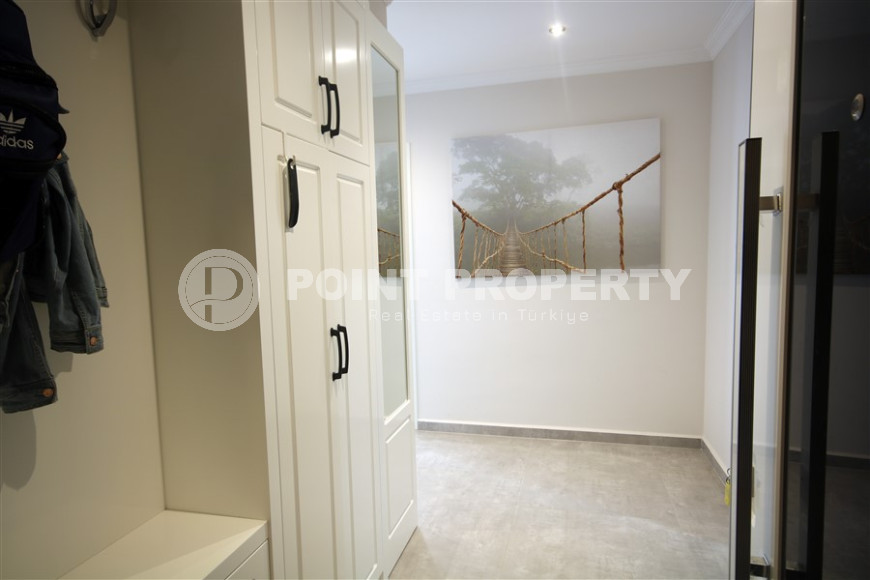 Spacious four bedroom duplex, 220m², overlooking Alanya Castle in Alanya - Oba-id-1236-photo-2