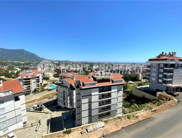 Luxurious five-room penthouse with an area of 220 m2, in the Ciplakli area, northern part of Alanya, in a quiet location and distance from the sea-id-2681-photo-1