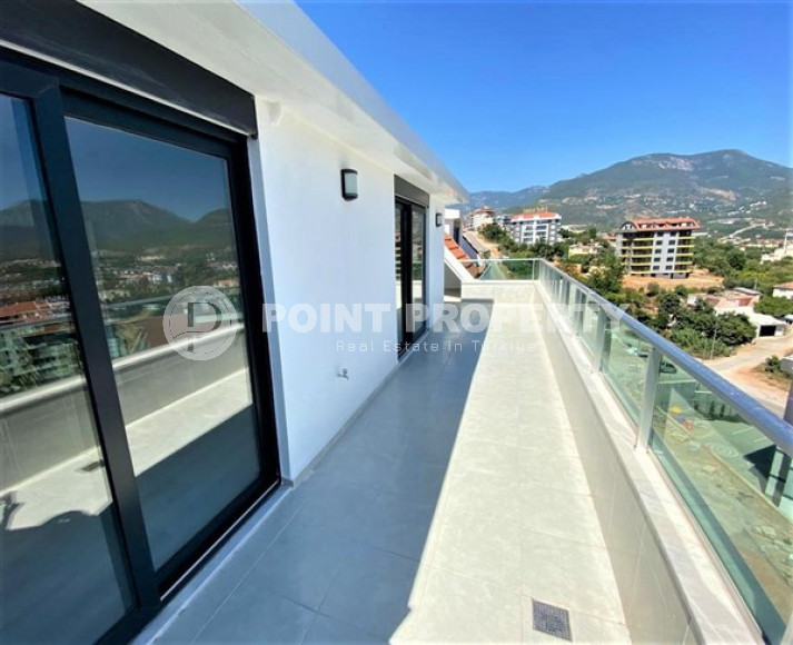 Luxurious five-room penthouse with an area of 220 m2, in the Ciplakli area, northern part of Alanya, in a quiet location and distance from the sea-id-2681-photo-8