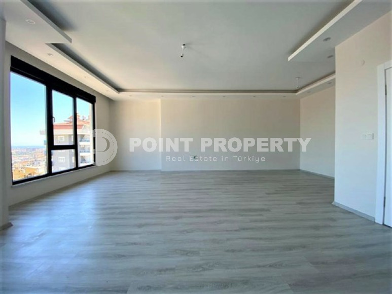 Luxurious five-room penthouse with an area of 220 m2, in the Ciplakli area, northern part of Alanya, in a quiet location and distance from the sea-id-2681-photo-9