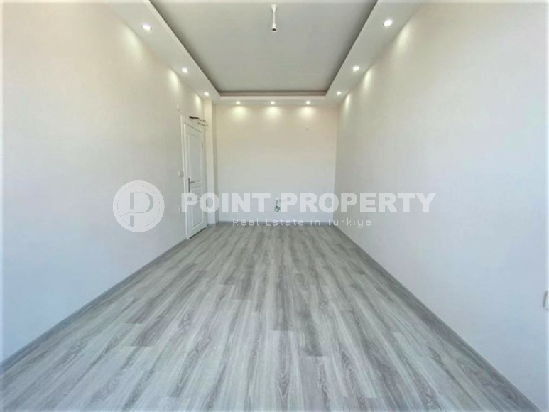 Luxurious five-room penthouse with an area of 220 m2, in the Ciplakli area, northern part of Alanya, in a quiet location and distance from the sea-id-2681-photo-12