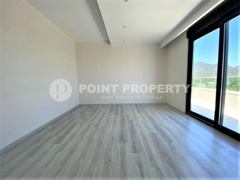 Luxurious five-room penthouse with an area of 220 m2, in the Ciplakli area, northern part of Alanya, in a quiet location and distance from the sea-id-2681-photo-14