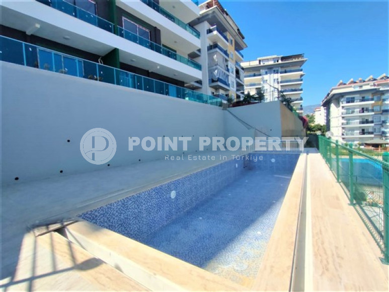 Luxurious five-room penthouse with an area of 220 m2, in the Ciplakli area, northern part of Alanya, in a quiet location and distance from the sea-id-2681-photo-19