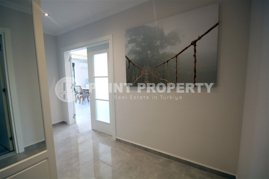 Spacious four bedroom duplex, 220m², overlooking Alanya Castle in Alanya - Oba-id-1236-photo-4