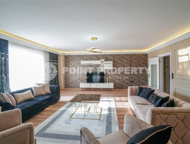 Volumetric penthouse on the 4th and 5th floors, with quality furniture and a jacuzzi, in the Oba area, with an area of 160 m2-id-2685-photo-2
