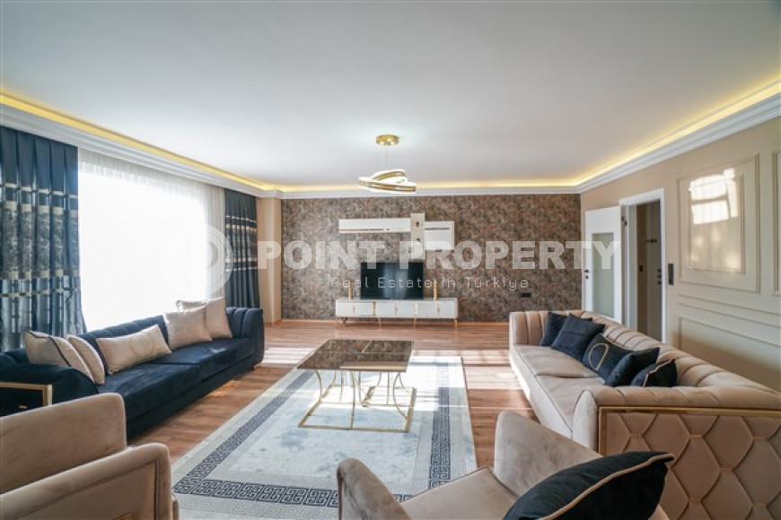 Volumetric penthouse on the 4th and 5th floors, with quality furniture and a jacuzzi, in the Oba area, with an area of 160 m2-id-2685-photo-2