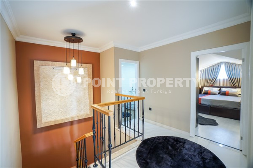 Volumetric penthouse on the 4th and 5th floors, with quality furniture and a jacuzzi, in the Oba area, with an area of 160 m2-id-2685-photo-14