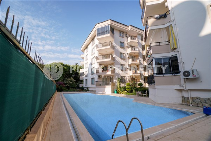 Volumetric penthouse on the 4th and 5th floors, with quality furniture and a jacuzzi, in the Oba area, with an area of 160 m2-id-2685-photo-20