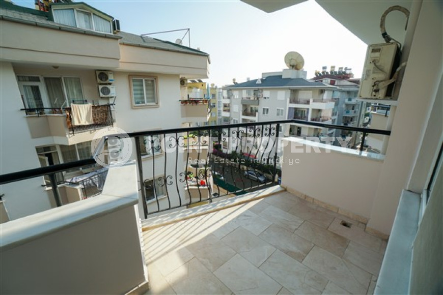 Volumetric penthouse on the 4th and 5th floors, with quality furniture and a jacuzzi, in the Oba area, with an area of 160 m2-id-2685-photo-21