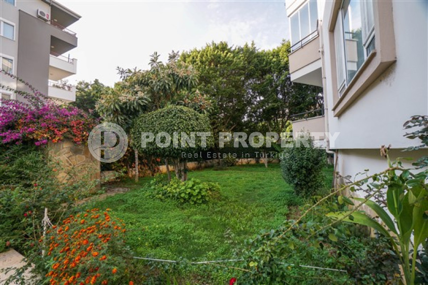 Volumetric penthouse on the 4th and 5th floors, with quality furniture and a jacuzzi, in the Oba area, with an area of 160 m2-id-2685-photo-25