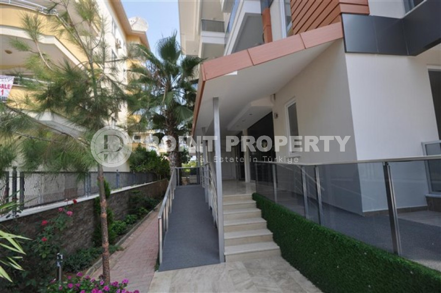 Well-maintained apartment 65 m2, 1+1, in a five-story building built in 2012 in the Oba area, Alanya-id-2686-photo-19