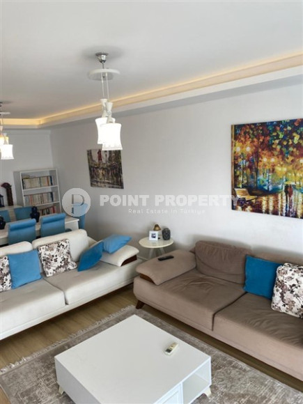 Four-room apartment with mountain views 140 m2, in the Oba area, Alanya, furnished, 2 kilometers from the sea-id-2689-photo-2