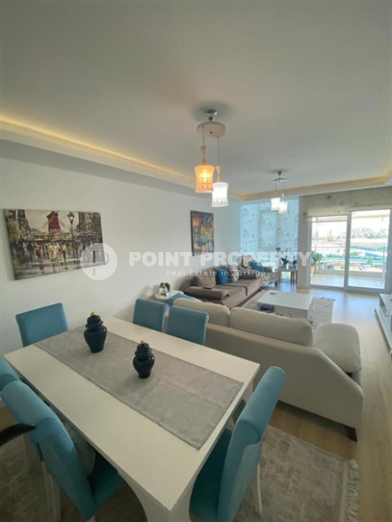 Four-room apartment with mountain views 140 m2, in the Oba area, Alanya, furnished, 2 kilometers from the sea-id-2689-photo-4